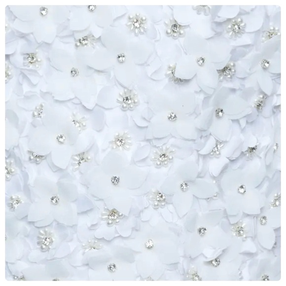 ALICE + OLIVIA Domenica Embellished Mini Gown - Picture 6 of 15